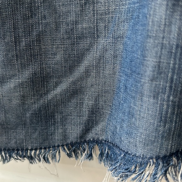 Joh Indigo Blue Tencel Tunic Top w Frayed Hi Lo Hems, Pockets, Hidden Roll Tabs - Picture 11 of 11